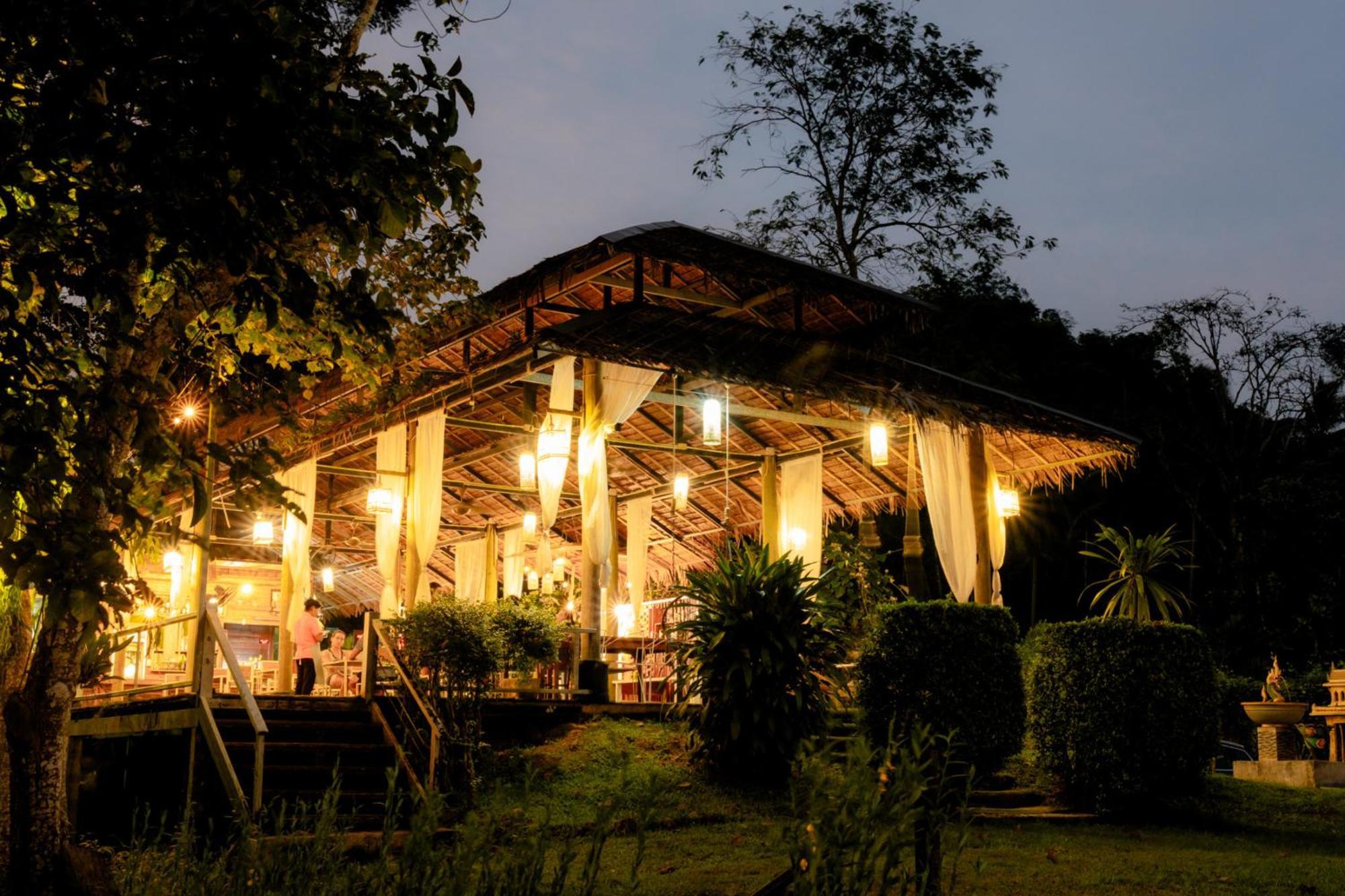 Chiewlan Camp And Resort Ban Pha Saeng Lang Экстерьер фото